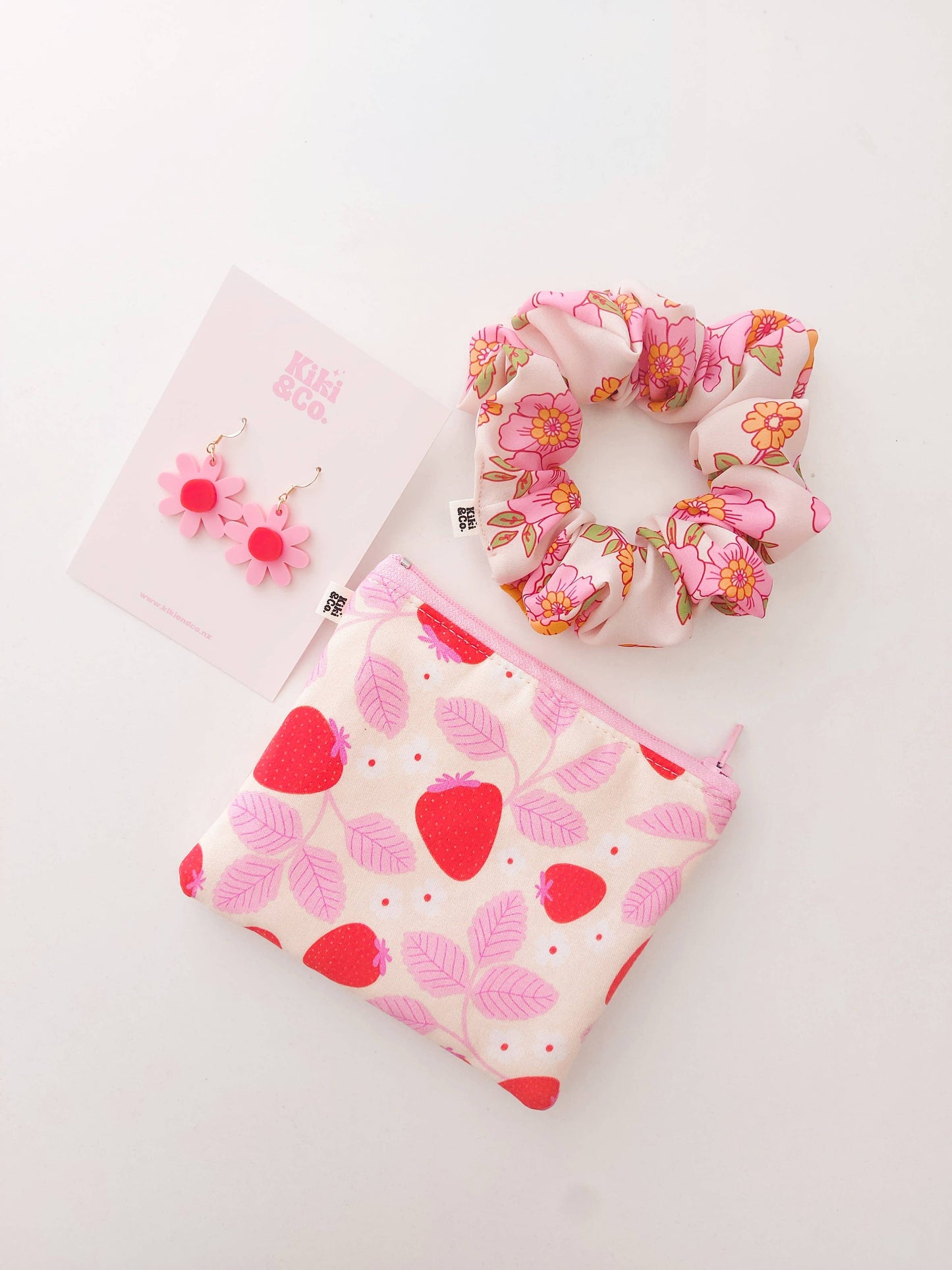 Scrunchie - Evelyn Floral - Crepe