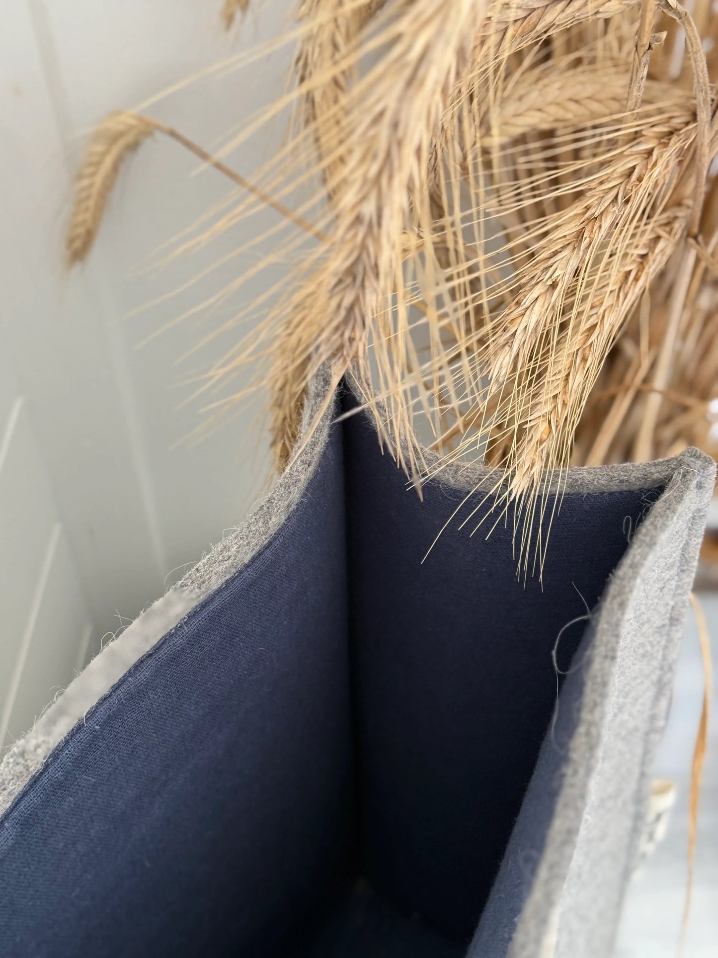 Exquisite Wool - The Wool Bag