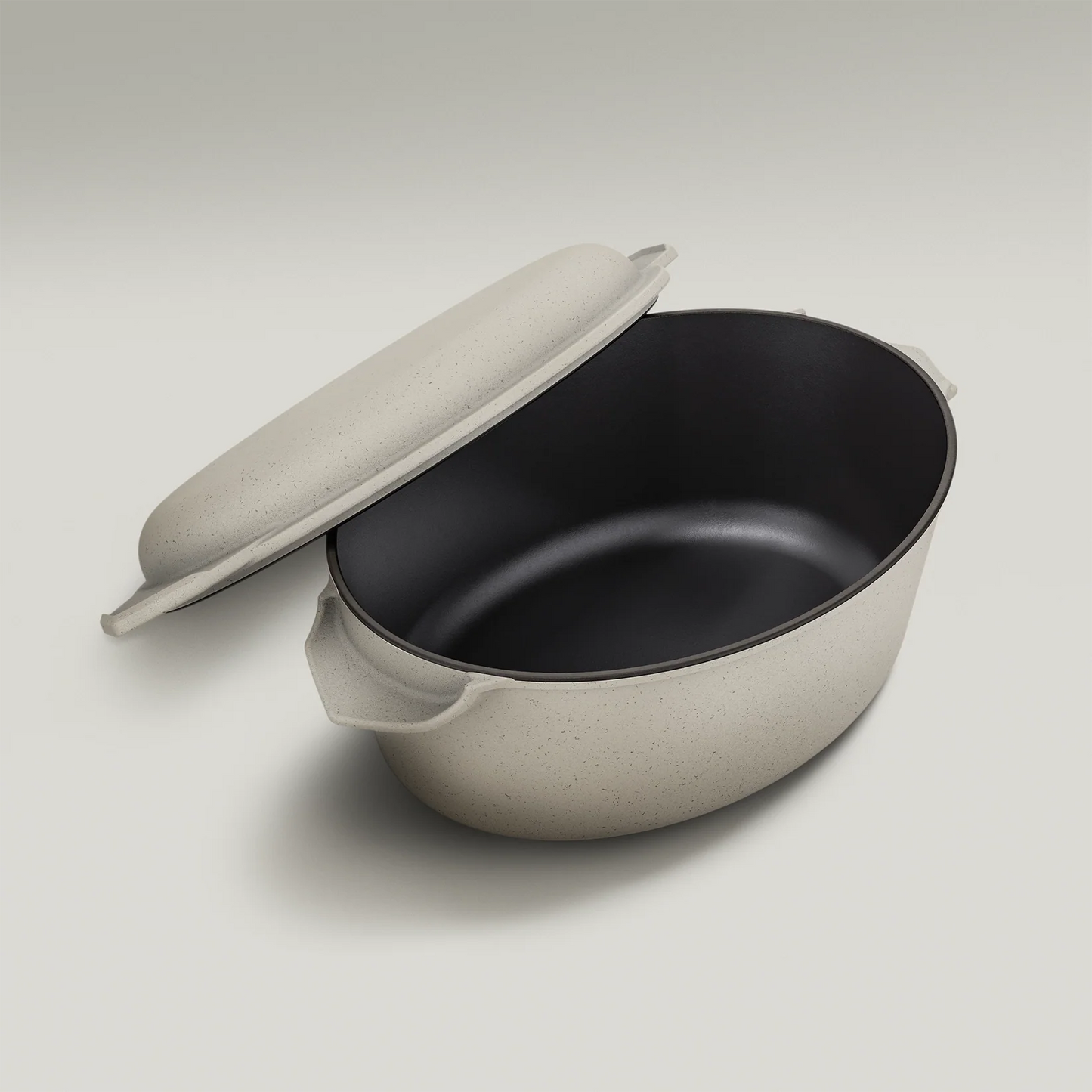 The Old Dutch by Ironclad Co. Handcrafted 4.5L Double Dutch Oven